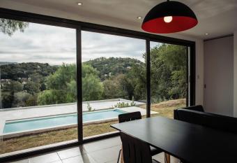 Vistasol has Balcony rooms