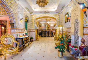 Hotel Mozart has Balcony rooms