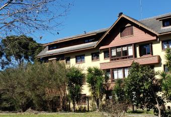 Apartamento Flor de Canela allows 18 year olds to book a room