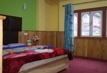 Delight Royal Lachen has Balcony rooms