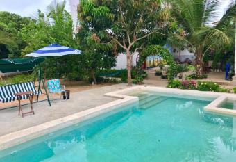 Keur Madior has Balcony rooms