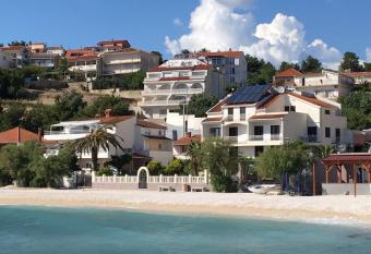 Stipe Residence has Balcony rooms
