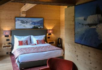 Hotel-Restaurant Valrose has Balcony rooms