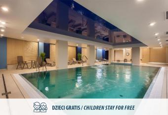 HOTEL NUMBER ONE BY GRANO Gda  sk allows 18 year olds to book a room