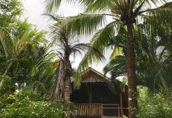 Beach Cabinas has Balcony rooms