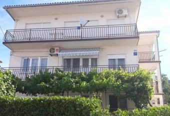 Apartment Lukrecija has Balcony rooms