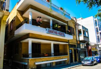 Xanthis Hostel Nicosia City Centre has Balcony rooms