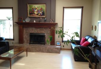 Calgary Star Cozy Home allows 18 year olds to book a room