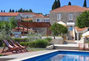 Hotel Borik has Balcony rooms