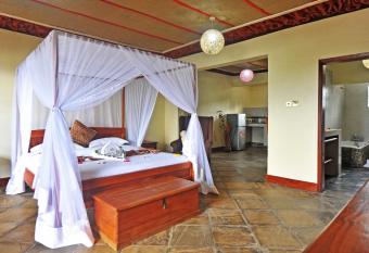 Mwanzo Lodge has Balcony rooms