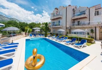 Villa Markoc has Balcony rooms