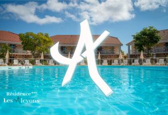 R  sidence les Alcyons has Balcony rooms