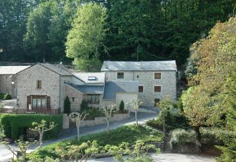 G  te de Rouayras has Balcony rooms