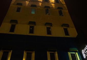 Pod N Beyond Smart Hotel has Balcony rooms