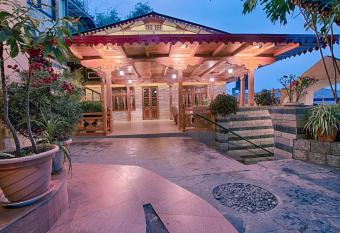 Netuk House a heritage boutique stay has Balcony rooms