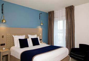 Residhome Bordeaux allows 18 year olds to book a room