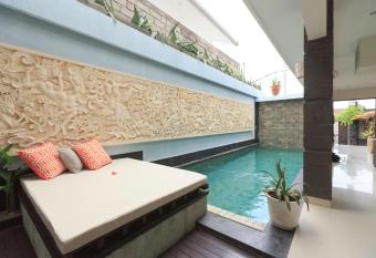 Canggu Spirit Guest House has Balcony rooms
