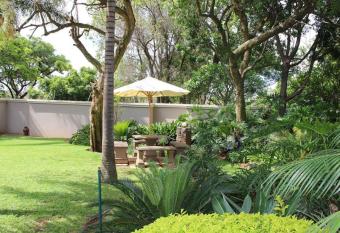 Cashan BnB has Balcony rooms