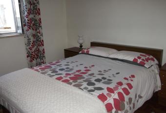 Casa Gl  ria allows 18 year olds to book a room