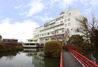 Hotel Garden Palace has Smoking/Balcony rooms
