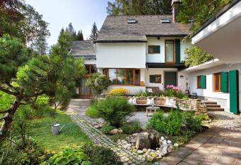 Detailsinn Apartment - DorfResort Mitterbach allows 18 year olds to book a room