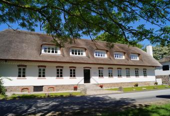 Fugls   Kro Bed & Breakfast has Balcony rooms