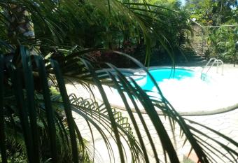 La Jungla allows 18 year olds to book a room