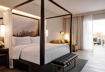 Archer Hotel Napa has Balcony rooms