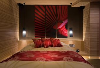 Hotel in the Moon (Adult Only) has Smoking rooms