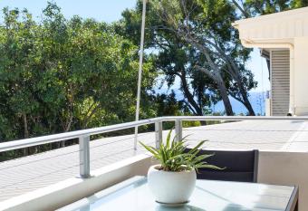 Noosa Unit has Balcony rooms