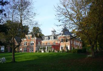 Chateau De Hodbomont allows 18 year olds to book a room