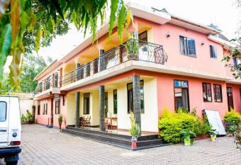 Bright Star Hotel has Balcony rooms