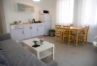 Pina BaMidbar has Balcony rooms