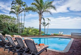 Albatros Guest House, Margate ,, SOUTH AFRICA , KZN NATAL allows 18 year olds to book a room