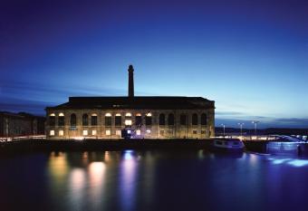 Royal William Yard Apartment has Balcony rooms