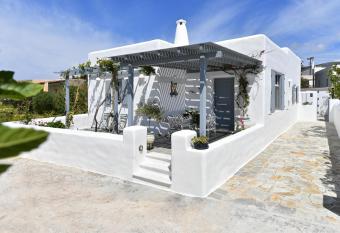 Patriko Family House has Balcony rooms