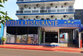 Visk Palace Hotel e Restaurante allows 18 year olds to book a room