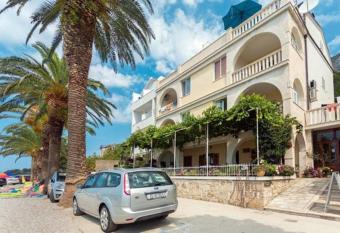 Apartments Pansion Franka has Balcony rooms