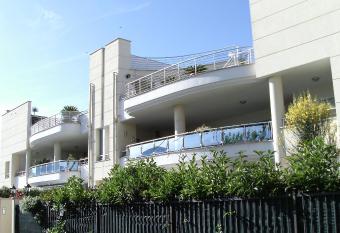 B&B Stazione Latina has Balcony rooms