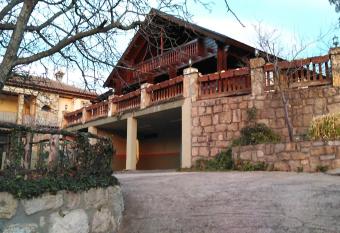 Mirador de Lamaliciosa allows 18 year olds to book a room