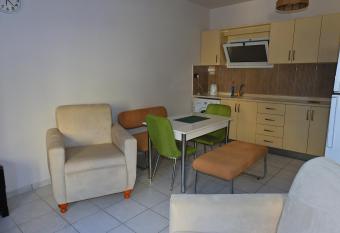 Ertunalp Apartment has Balcony rooms