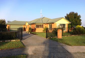 Home Hospitality Hamilton allows 18 year olds to book a room