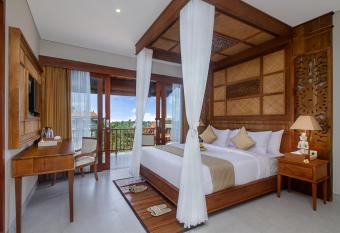 The Runik Ubud has rooms with a private hot tub