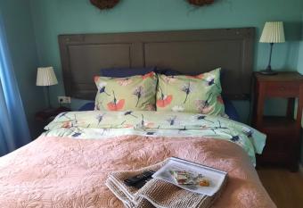 Anneke s Bed en Botterhammeke has Balcony rooms