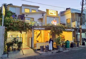 Stay Inn allows 18 year olds to book a room