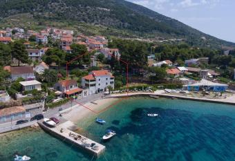 Apartments Laguna 2 has Balcony rooms