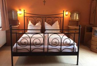 Mandula Villa Apartment allows 18 year olds to book a room