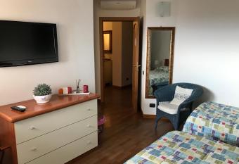 Dimora Spina has Smoking/Balcony rooms