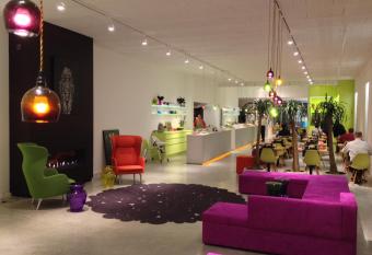 Hotel Corbie Geel has Balcony rooms