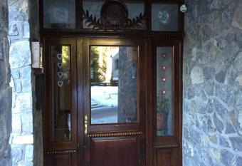 Muller Apartment has Balcony rooms